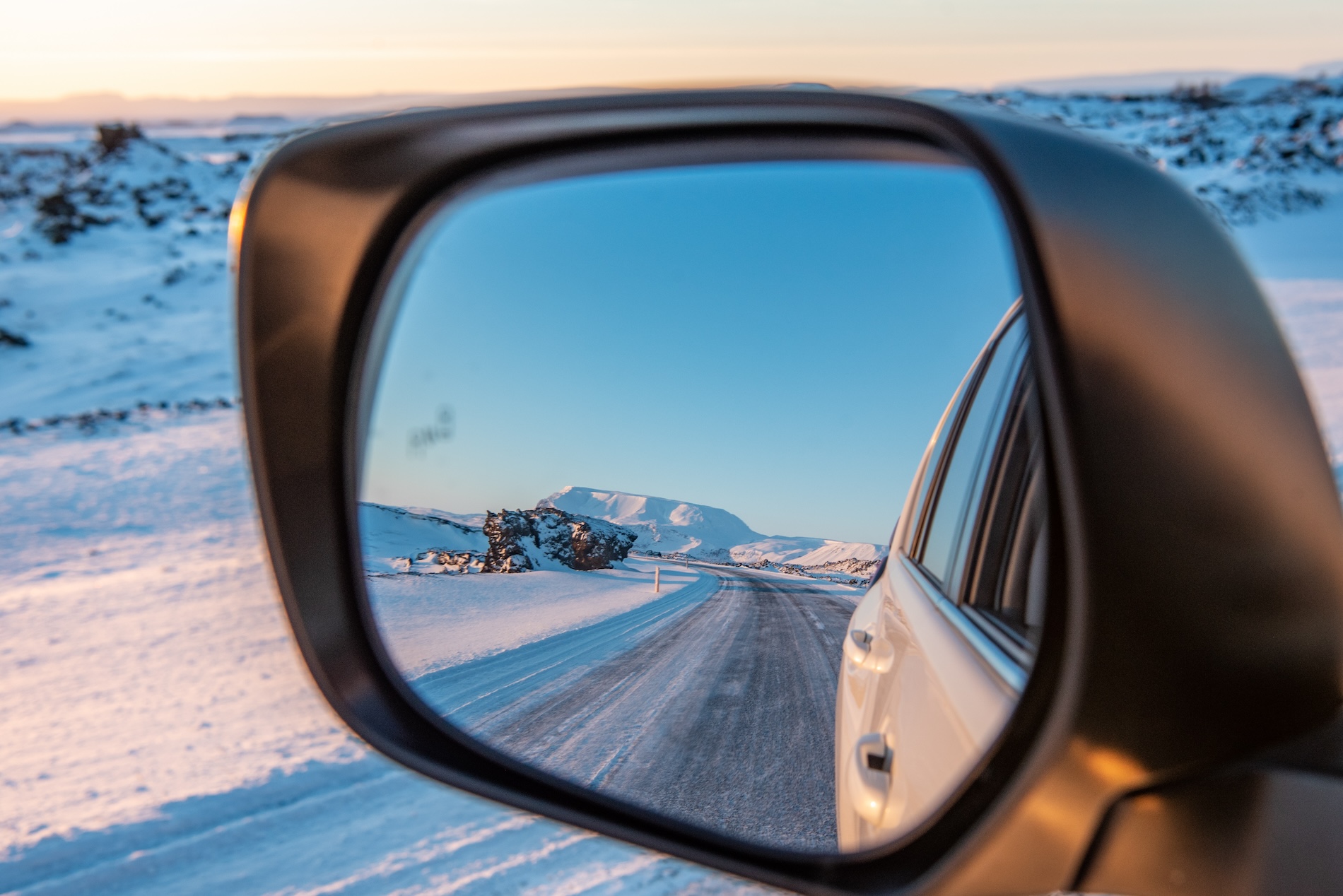 Kijk ook regelmatig achterom: een roadtrip door Noord-IJsland is fantastisch