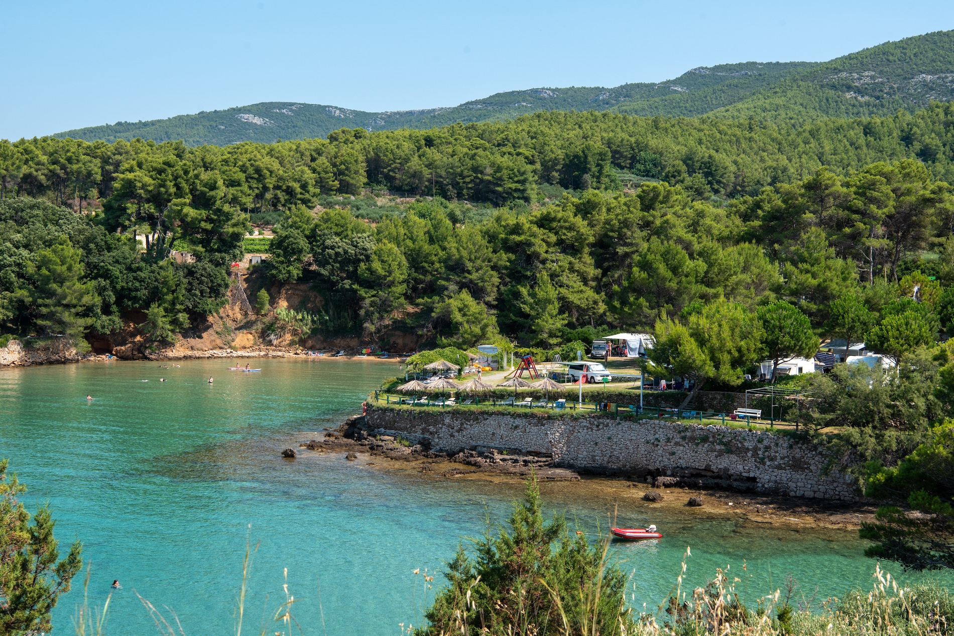 Kroatië is een schitterend land op te kamperen