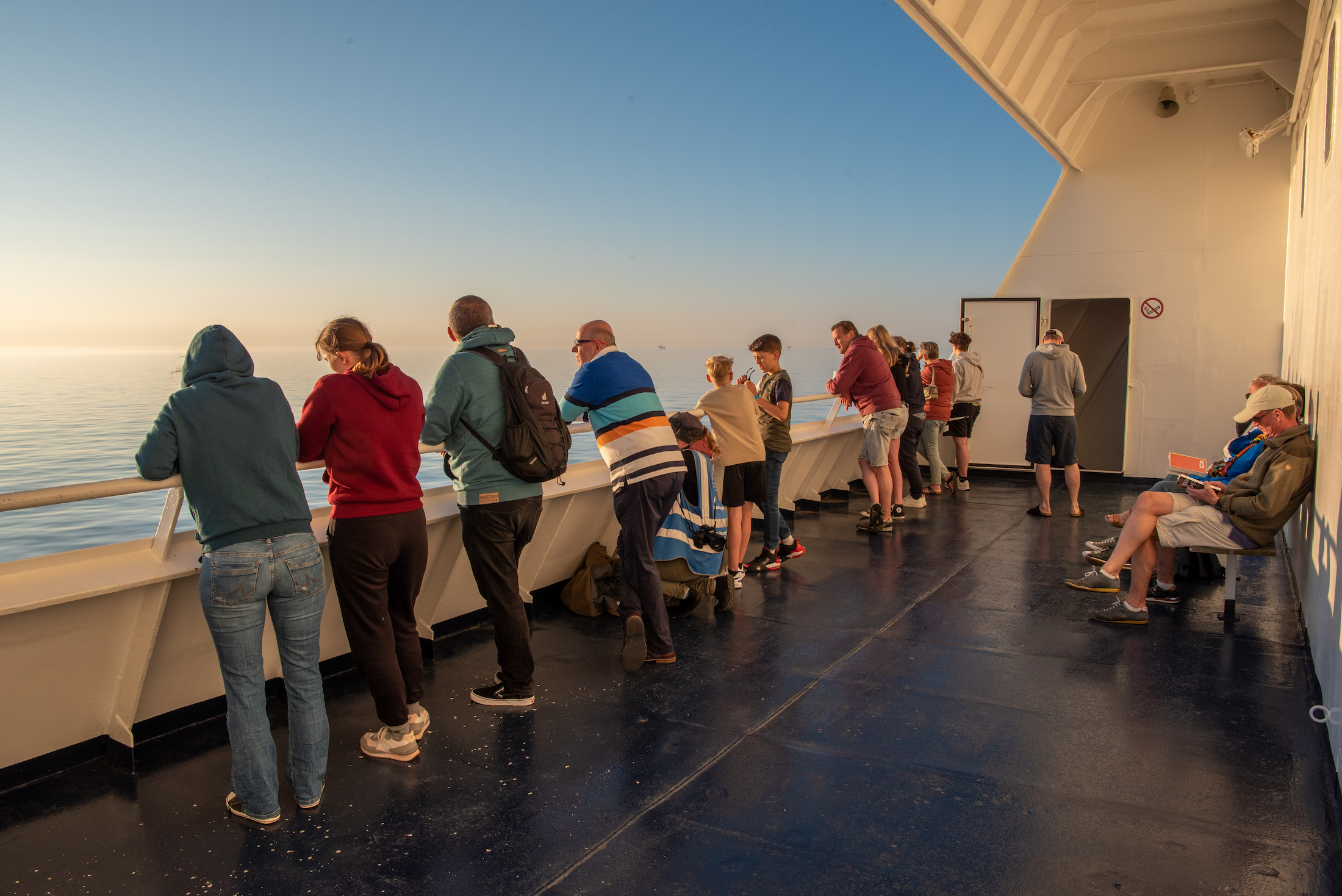 Genieten van uitzicht op zee