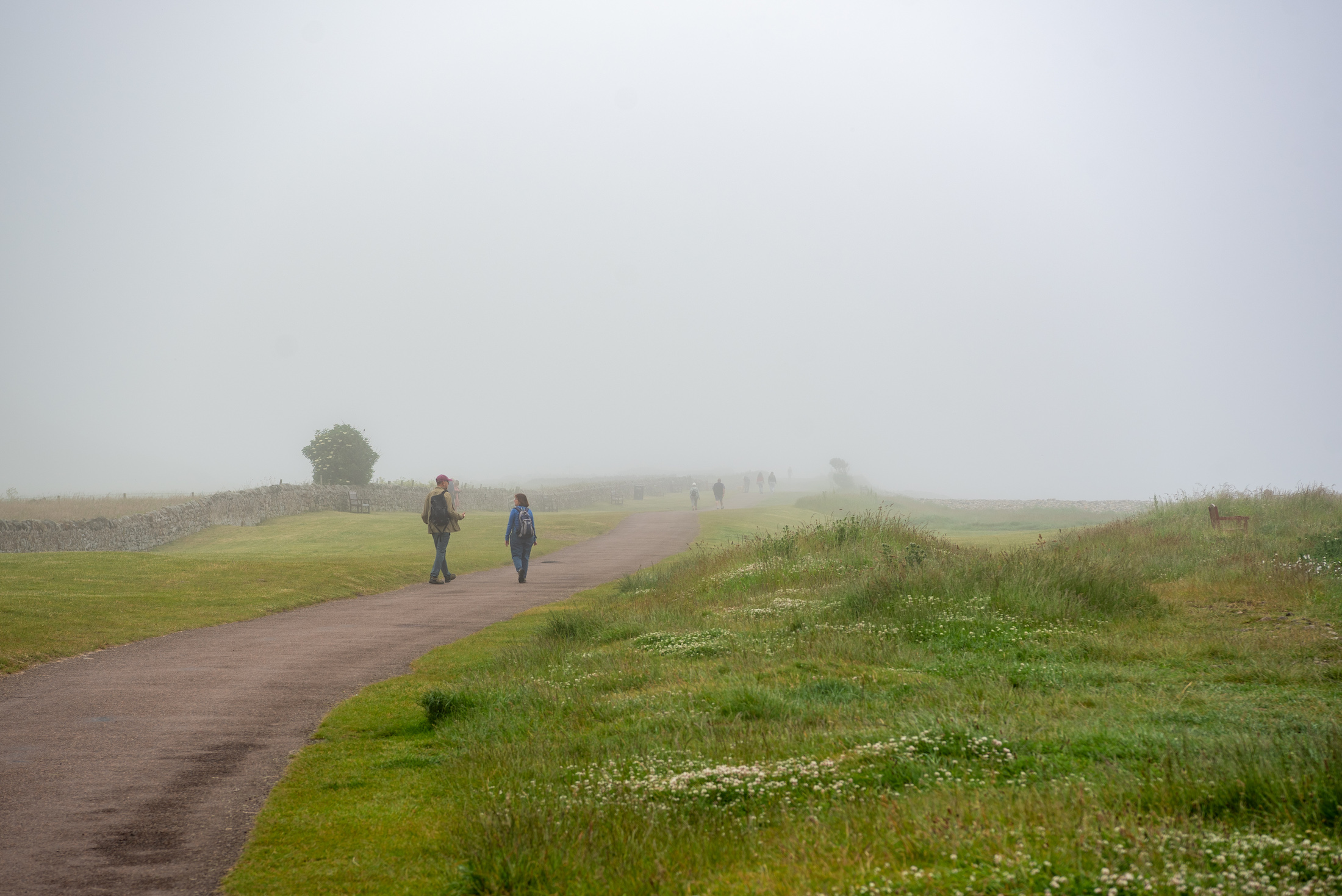 Wandeling over Holy Island in de mist