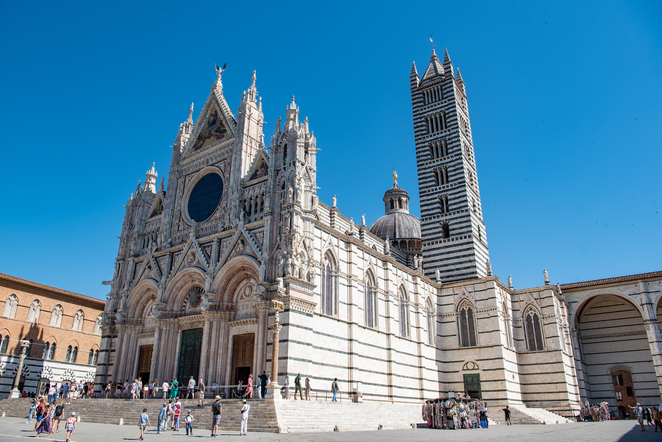 De trots van de stad: de indrukwekkende Duomo