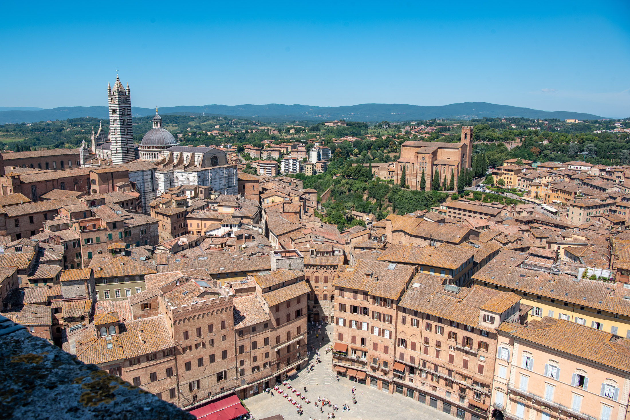 Beklim de 400 treden van de Torre del Mangia voor dit uitzicht