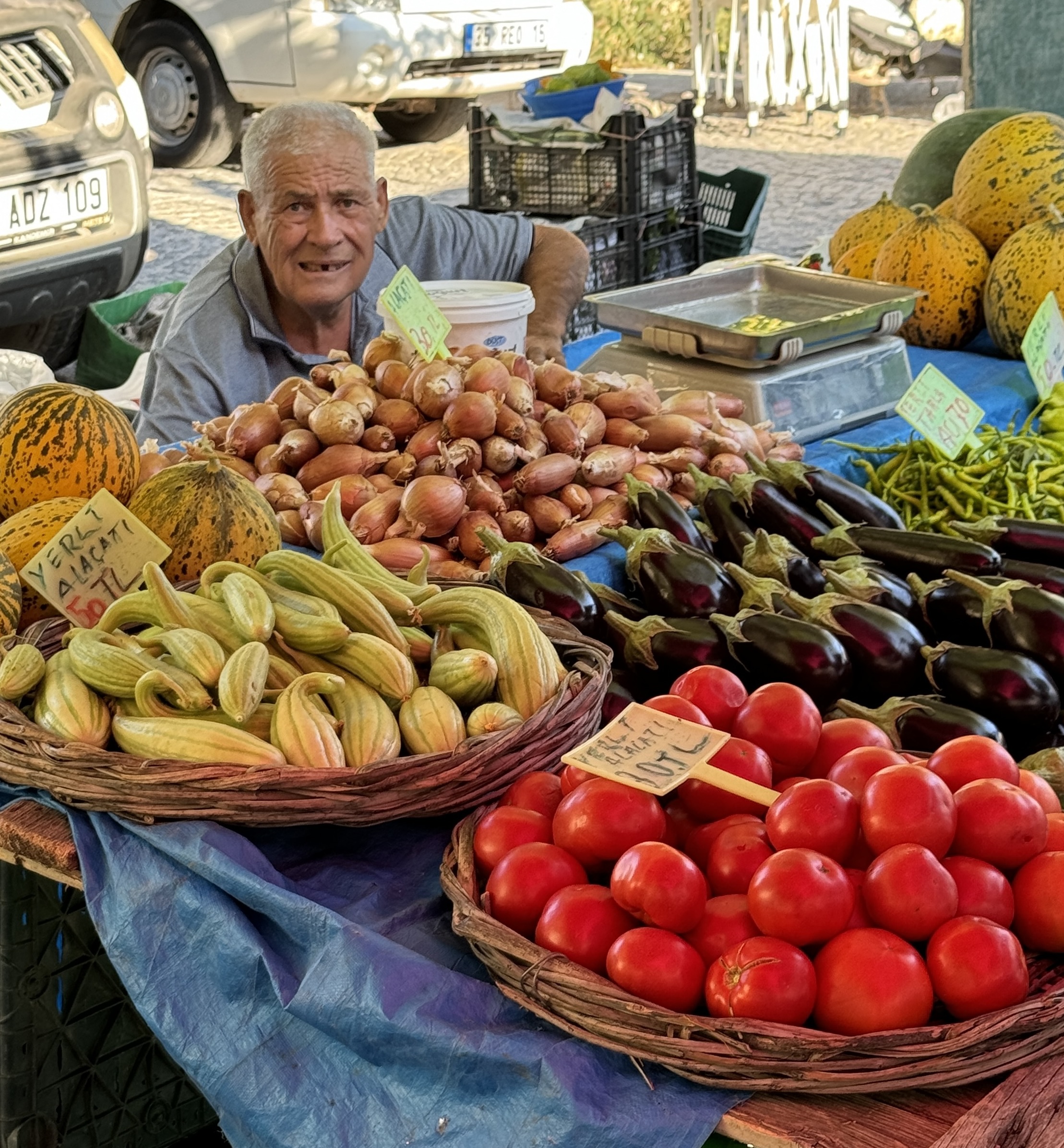 Elke zaterdag is de Alacati Bazaar een kleurrijke plek waar je veel lokale producten vindt.