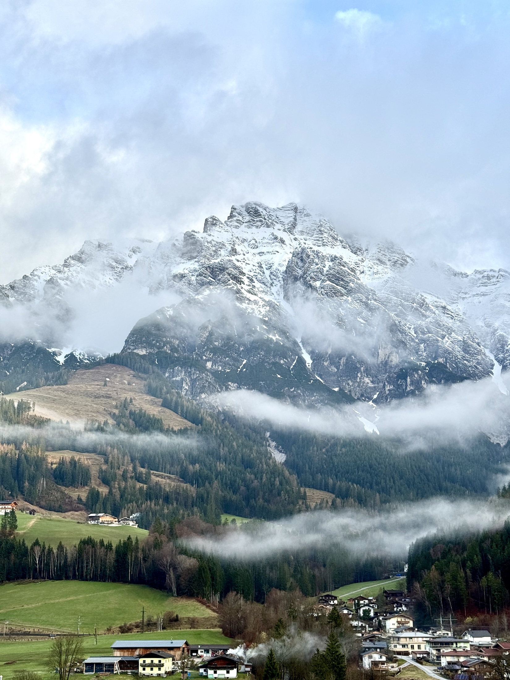 Uitzicht in Leogang, in het SalzburgerLand in Oostenrijk