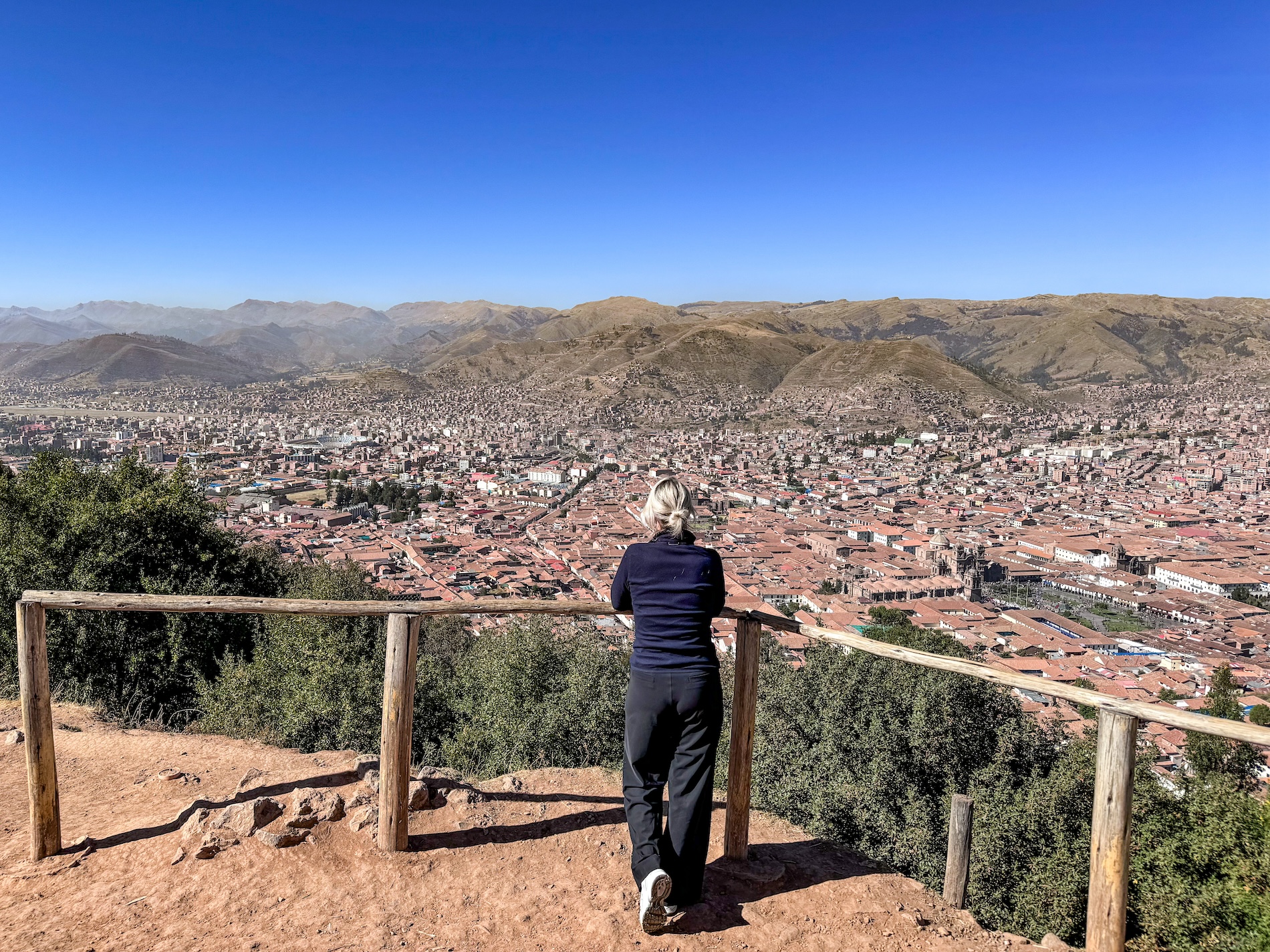 Uitkijken over Cusco