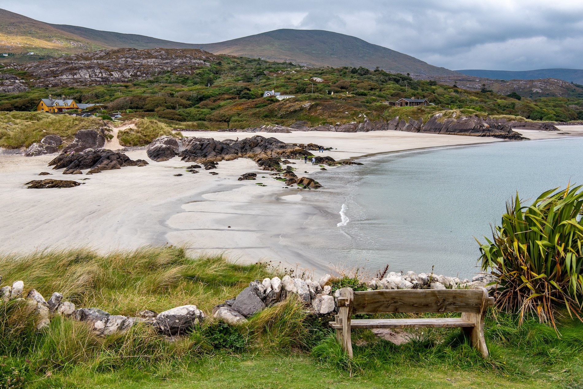 Maak een strandwandeling op Derrynane Beach