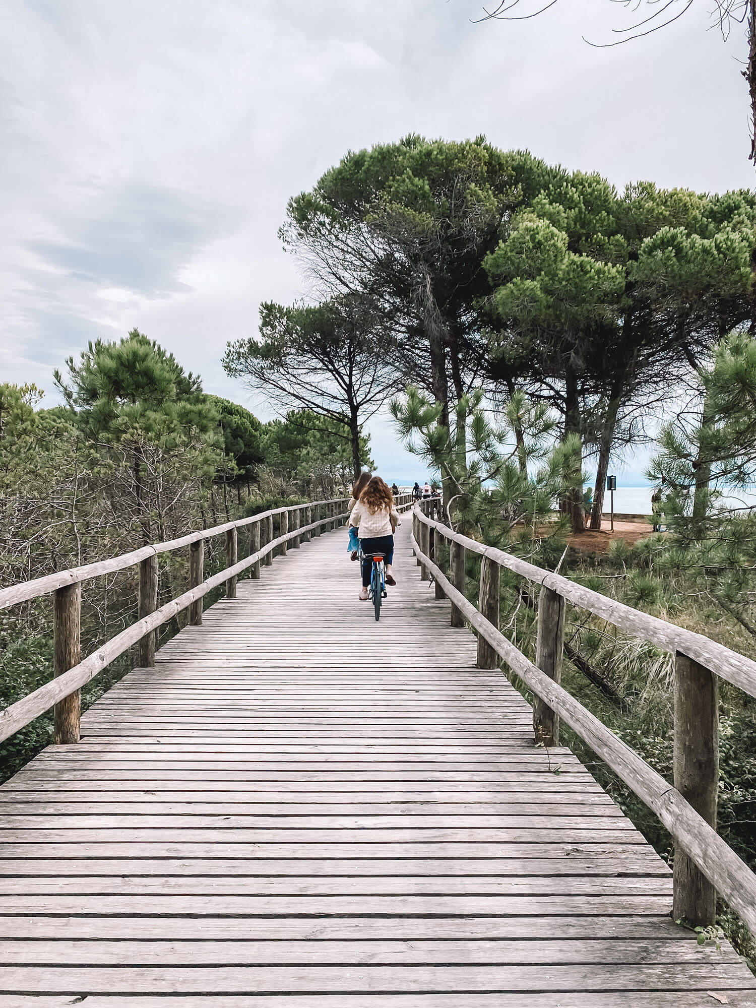 In de omgeving van Bibione en Lignano vind je meer dan 17 kilometer aan goed aangelegde fietspaden.