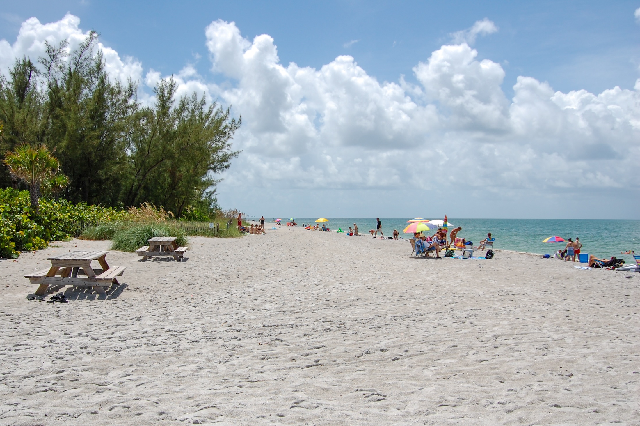 Geniet van zonnige stranddagen in Naples