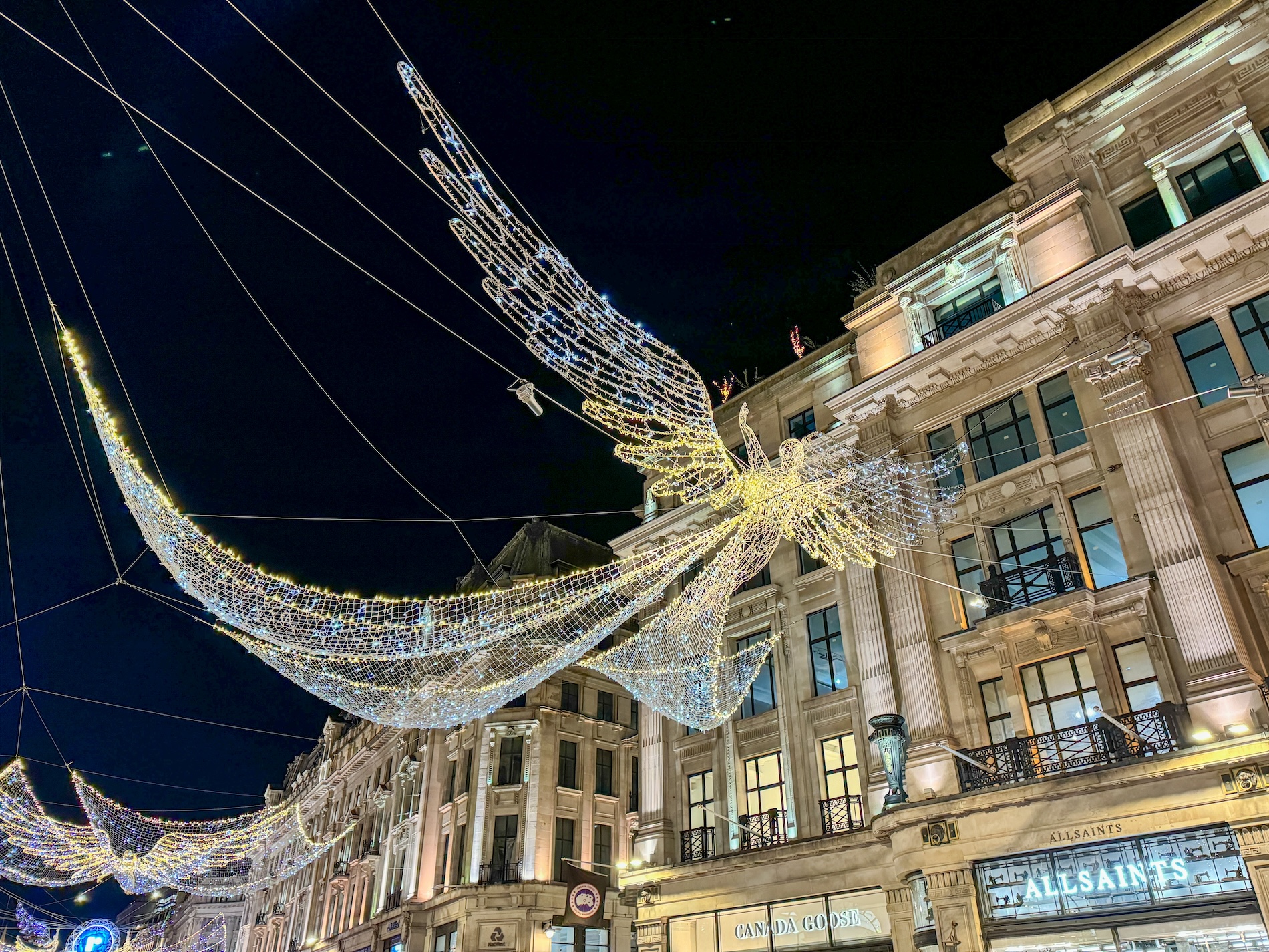 De geliefde Christmas Angels in Regent Street