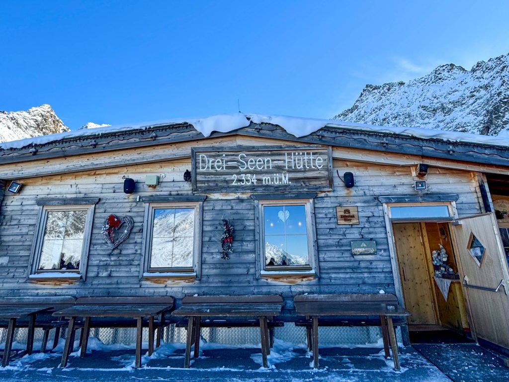 Ga naar de Drei Seen Hutte voor een lekkere lunch