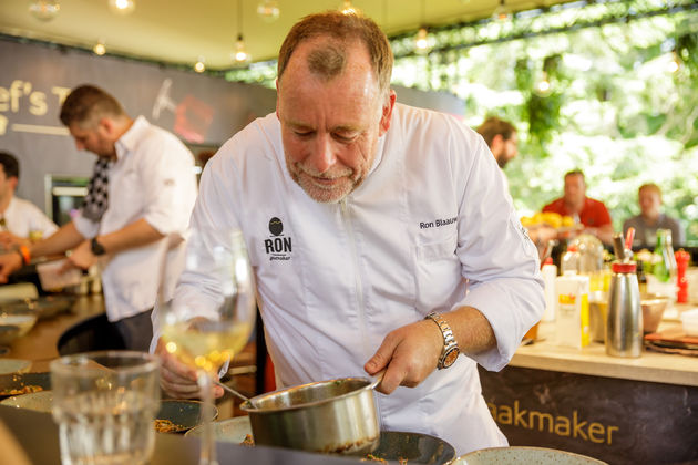 <em>Ron Blaauw is een van de topchefs die deze zomer op de Spaarne Glamping staat<\/em>